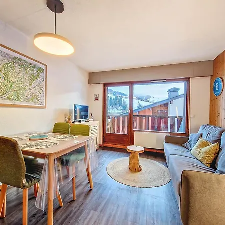 : 6 Pers Avec Wifi Et Parking, Animaux Admis - Fr-1-818-86